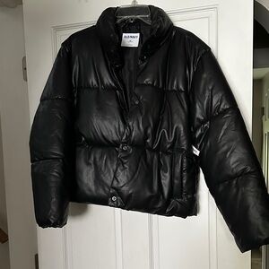 Old Navy Women's Sleek Black Puffer Coat